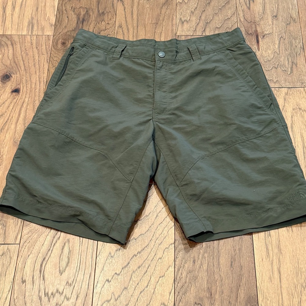 The North Face‎ Mens Horizon Cargo Shorts Olive Green Nylon AXEZ Size 38